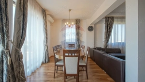 De vanzare penthouse in Tractoru, 3 camere, mobilat si utilat - imagine 18