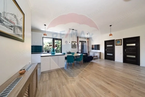 Apartament cu 3 camere, bloc exclusivist,  zona centrala, Brasov!