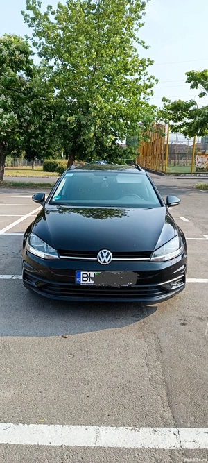 închiriez Golf 7