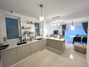 Vila exclusivista de vanzare pe Calea Dumbravii din Sibiu - imagine 5