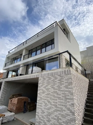 Duplex exclusivist cu panorama spectaculoasa in cartier Europa