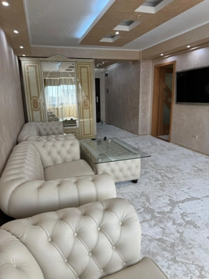 Închiriez apt de lux în Bloc Doja1 cu 2 camere