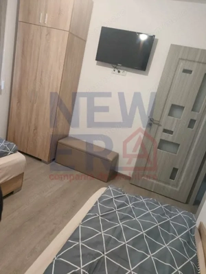 Clădire multifuncțională de vânzare – 24 locuinte, curte, randament ridicat - imagine 11