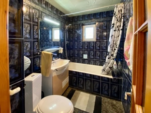 Apartament 2 camere situat in Str. Decebal-Bd. Daciei, cu Garaj - imagine 18