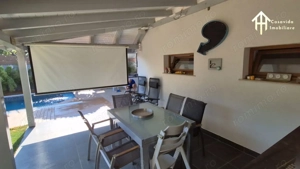 Casă individuală de vânzare în Giroc cu piscină și dotări premium - imagine 16