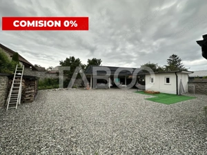 Casa 7 camere 6 bai terase teren 1180mp aproape de Castel si Poveste