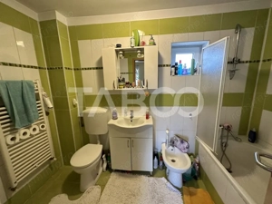 Spatiu 550 mpu pretabil clinica sau cladire birouri zona Lupeni Sibiu - imagine 14