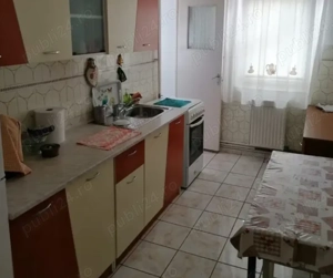 Apartament decomandat in Cartier Racadau - imagine 4