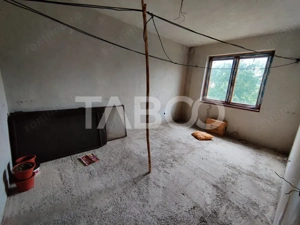 Comision 0% Casa tip duplex de vanzare 6 camere cu teren Saliste Sibiu - imagine 14