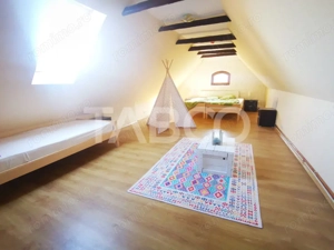 Casa de vanzare pretabila pensiune priveliste superba Fantanele Sibiu - imagine 9