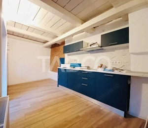 Casa de vanzare pretabila pensiune priveliste superba Fantanele Sibiu - imagine 17