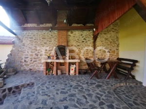 Casa de vanzare pretabila pensiune priveliste superba Fantanele Sibiu - imagine 14