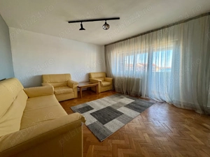 Proprietar vând apartament 3 camere, 72 mp   Zona Calea Șagului