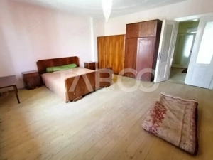 Casa in zona Centrala din Sibiu cu 6 camere garaj pivnita teren 585 mp - imagine 9