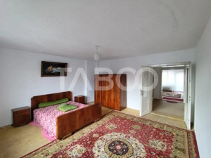 Casa in zona Centrala din Sibiu cu 6 camere garaj pivnita teren 585 mp - imagine 7