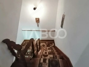 Casa in zona Centrala din Sibiu cu 6 camere garaj pivnita teren 585 mp - imagine 14