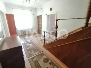 Casa in zona Centrala din Sibiu cu 6 camere garaj pivnita teren 585 mp - imagine 17