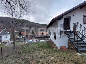Casa de vacanta - pensiune 96 mp teren de 875 mp in Rasinari Sibiu - imagine 12