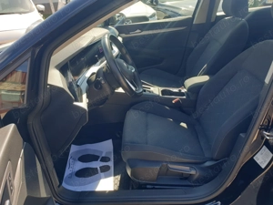 Volkswagen Golf 8 1.0 eTSI DSG MHEV Life - Hybrid Automat!!! - imagine 11