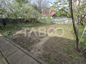 Casa individuala de vanzare teren 972 mp 2 garaje zona Sub Arini Sibiu - imagine 4