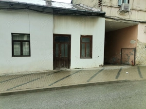 Casa 2 camere  teren magazie pt spațiu comercial, birouri, intrea din stradă, zona centrala, în rate - imagine 4