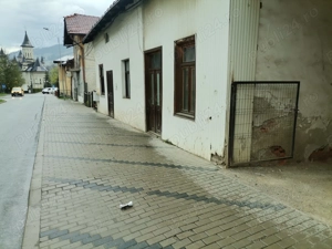 Casa 2 camere  teren magazie pt spațiu comercial, birouri, intrea din stradă, zona centrala, în rate - imagine 3