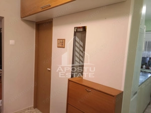 Apartament cu 3 camere, etaj intermediar, zona Circumvalatiunii - imagine 2 Apartament cu 3 camere, etaj intermediar, zona Circumvalatiunii - imagine 2