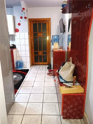 SOARELUI - 3 camere - 2 bai - 2 balcoane - centrala  proprie - ETAJ 1 - imagine 4