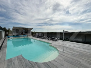 O Clipă de Rafinament şi Vis – Proprietate Excepțională cu Simț HORECA - imagine 20