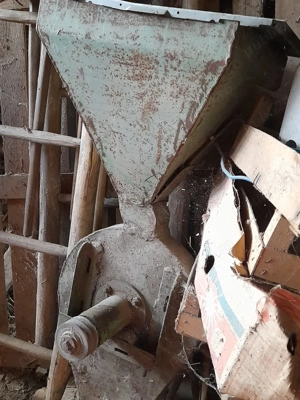 Moară pt  măcinat cereale