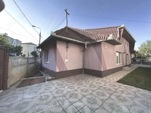 Casă P+M Rogerius zona străzii Stefan cel Mare 5 camere,2 băi, piscină