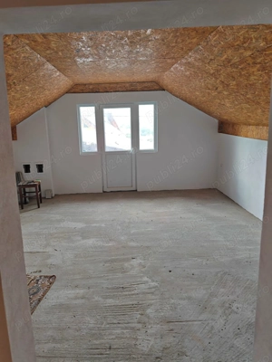 Casa de vanzare cu patru camere in Sacele - imagine 2