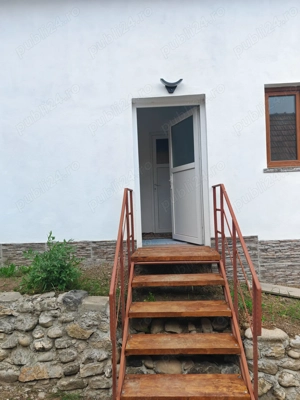 Casa de vanzare cu patru camere in Sacele - imagine 8