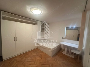 Apartament cu 1 camera, decomandat, etajul 1, centrala, Dambovita