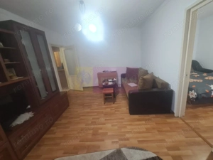 Apartament cu 2 camere de vanzare in Campina - Zona Cuza - imagine 2