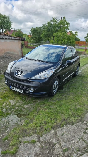 Peugeot 207   2009