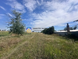 Teren intravilan de vânzare – 1.688 mp, Dumbrava Roșie