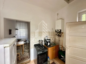 Casa cu anexa si teren 1457 in localitatea Carani - imagine 8 Casa cu anexa si teren 1457 in localitatea Carani - imagine 8