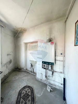 Casă cu 3 camere de vânzare în zona centrala comison 0% - imagine 12