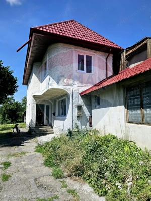 Casă / Vilă cu 3 camere de vânzare în zona Central - imagine 12