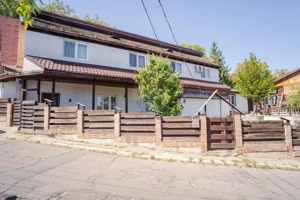 Casă / Vilă spatioasa cu teren in zona centrala Sararie - imagine 3