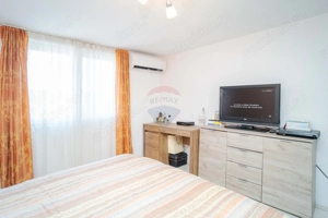 Casă / Vilă spatioasa cu teren in zona centrala Sararie - imagine 12