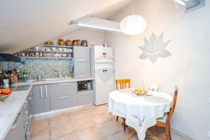 Casă / Vilă spatioasa cu teren in zona centrala Sararie - imagine 20