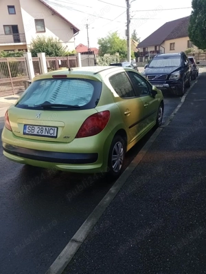 Masina cumparata de noua din Reprezentanta Sibiu, vand Peugeot 207 motor 1,4 diesel, an 2008,    - imagine 10