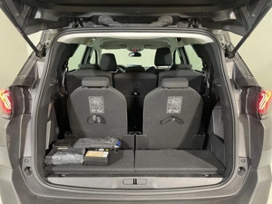 Peugeot 5008 - imagine 13