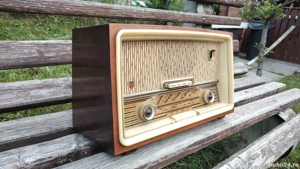 radioreceptor cu tuburi electronice (lampi) marca Philips Ukw B3A73A