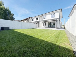 Duplex despartit prin camera tehnica, 136mp utili, 5 camere -Giroc