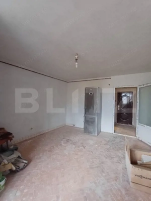 Garsoniera renovata, 30 mp, in zona Materna