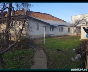 Teren + Casa Central în HUȘI - imagine 2