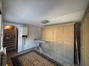 Casa cu 5 camere, in zona cenrala, spre vanzare, deosebita - imagine 5